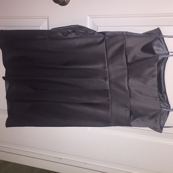 Max and Cleo Strapless Silver cocktail dress - Picture 2 of 5